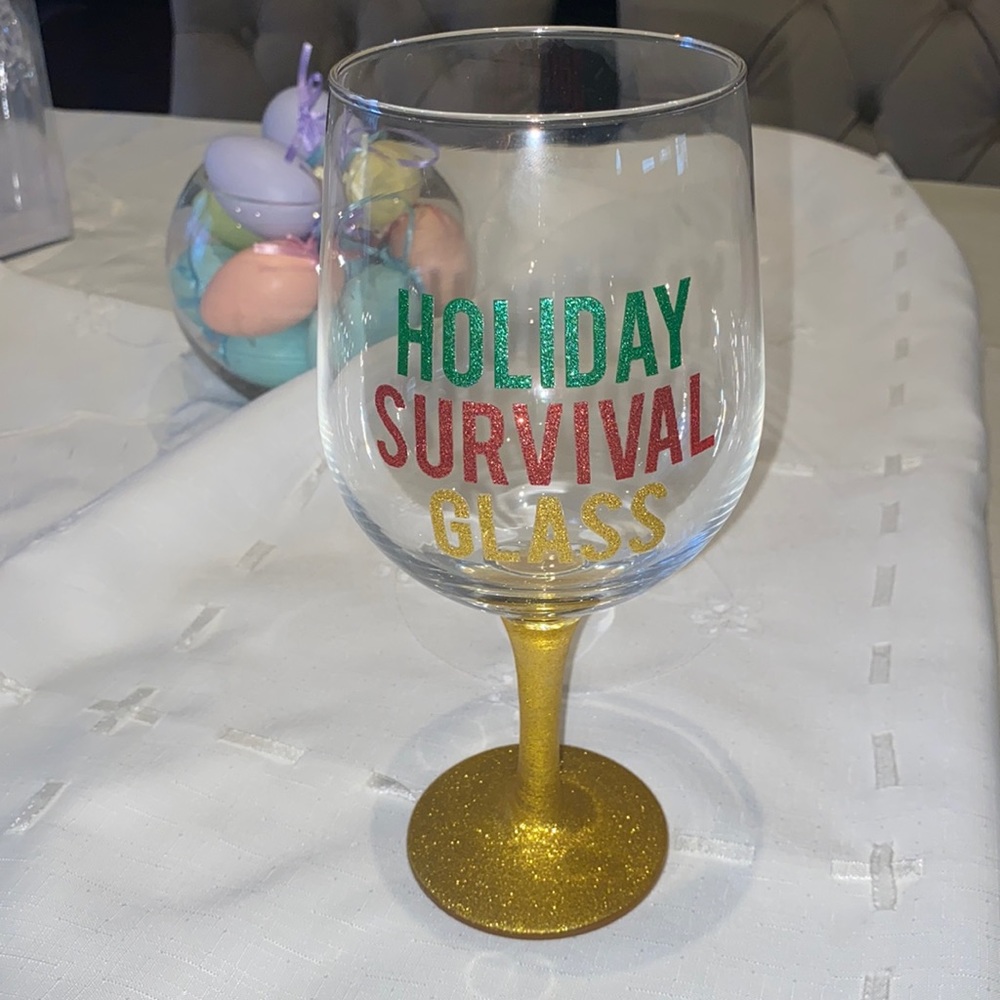 Holiday Large Wine Glass